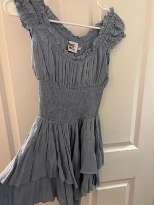 Dress thumbnail 2