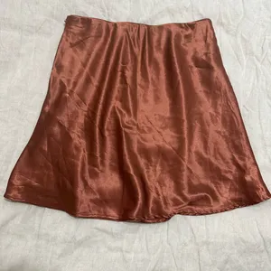 Forever 21 Satin skirt thumbnail 2