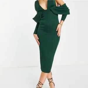 ASOS Emerald Green Midi Dress Elegant Wedding Guest Formal thumbnail 4