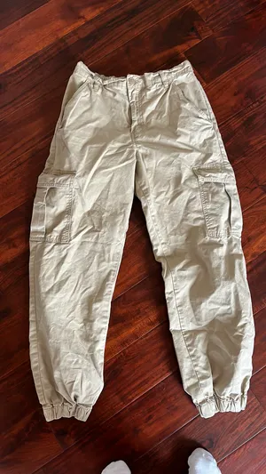 Aeropostale Cargo Pants thumbnail 1