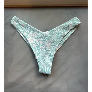 NWT roxy bikini bottoms thumbnail 1