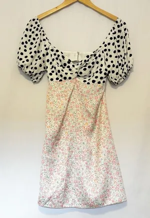 Miss Selfridge twist front mini dress in mix spot floral print size 6 NWT thumbnail 1