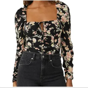 Free People Size-L/G Top Hilary‎ Printed Floral Cropped Black thumbnail 3