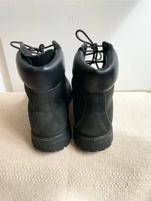 Timberland Boots Women Size 6.5 Black Leather Lug Sole Combat thumbnail 3