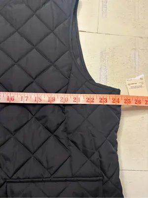 St. John’s Bay Puffer Diamond Quilted Vest Black with Gold Accents Size XXL New thumbnail 3