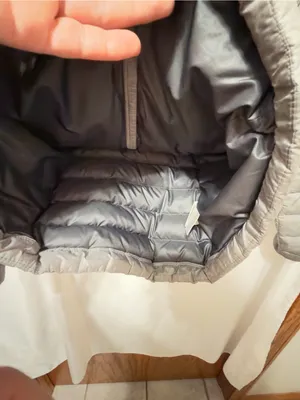 Patagonia Women’s Nano Puff Jacket - size XS thumbnail 10