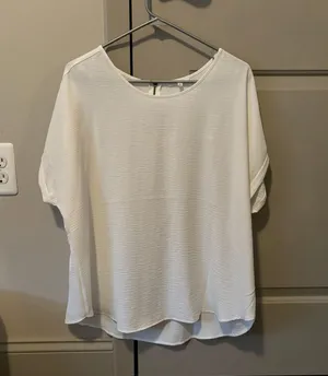Maurice’s White Blouse thumbnail 1