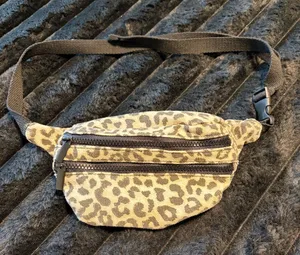Leopard Print Crossbody Fanny Pack - Beige/Black thumbnail 1