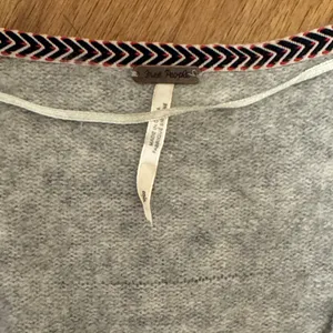 Free People Small Gray Irresistible Wool Blend Fringe Oversized Pullover Sweater thumbnail 2