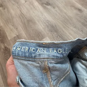 American Eagle Highest Rise 90s Boyfriend Distressed Jeans Denim 4 Regular thumbnail 9