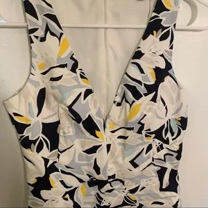 Zara Trafaluc Women's Size XS Sleeveless Deep V-Neck Dress Floral White Blue thumbnail 5