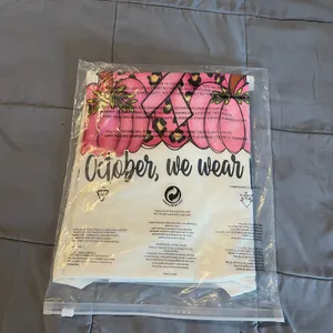 Breast Cancer shirt for October size XL new thumbnail 4