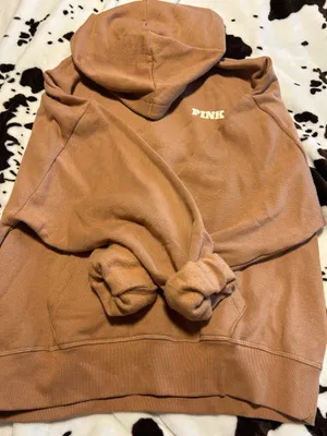 Victoria’s Secret PINK Hoodie thumbnail 1