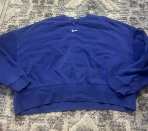Nike Crewneck Cropped thumbnail 1