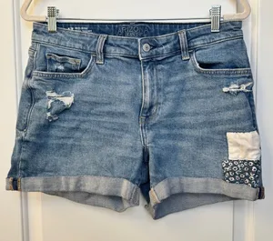 Arizona Jeans Mid-Rise Medium Lily Blue‎ Cuffed 3" Denim Shorts Sz. 13 Patchwork thumbnail 1