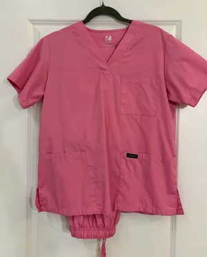 Pink Scrubs thumbnail 1