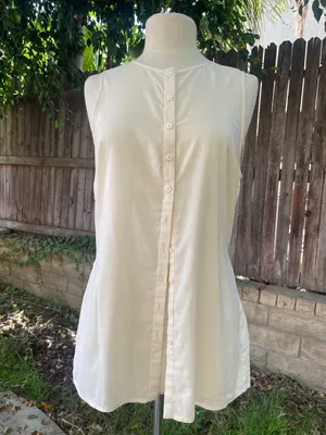 Reformation Floria Top Button-Front back tie Cream minimalist career classic 8 thumbnail 3