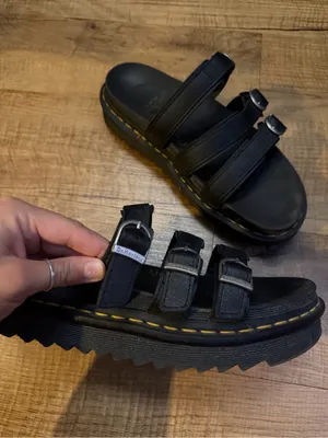 Dr. Martens Blaire Slides thumbnail 3