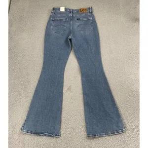 Lee Elevated Retro‎ Flare Jeans Women 8 Medium Wash Mid Rise Denim New thumbnail 4