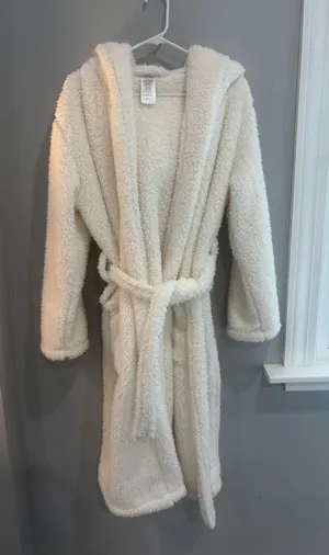 Pottery Barn Teen Cozy Sherpa Hooded Robe Ivory M/L Plush Spa Bathrobe thumbnail 1