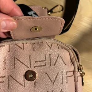 NEW Cute pink travel strolling crossbody purse bag thumbnail 10