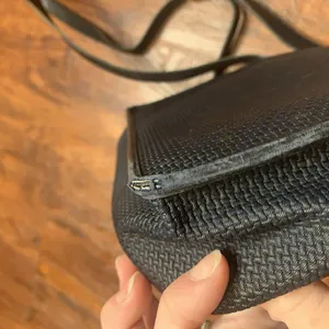 Vtg YSL Yves Saint Laurent Midnight Navy Blue Triangle Flap Crossbody Bag France thumbnail 14