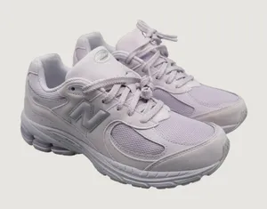 New Balance 2002R Sneakers Youths 7 Wms 8.5 Lavender Purple Suede Mesh G20025YU thumbnail 1