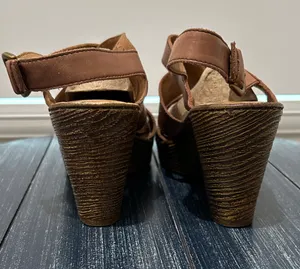 Born Chunky Heel Sandals thumbnail 5