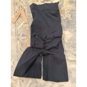 Skims Everyday Sculpt Mid Thigh Short Onyx XXS NWT thumbnail 6