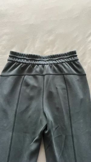 Lululemon Softstreme High-Rise Pants Green thumbnail 3