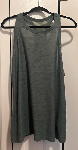 Old Navy Active Breathe On Tank Top thumbnail 1