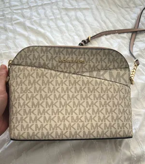Purse thumbnail 1