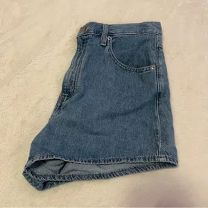 Levi’s Jean Shorts thumbnail 1