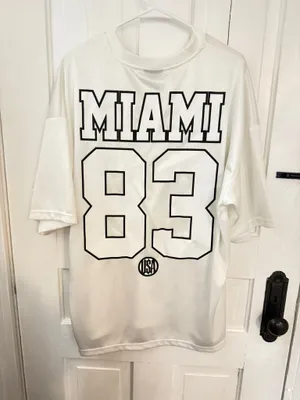 Men’s H&M Oversized Fit White Jersey USA Miami 83 Size Large NWT thumbnail 8