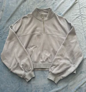 Divided Quarter-Zip Cropped thumbnail 1