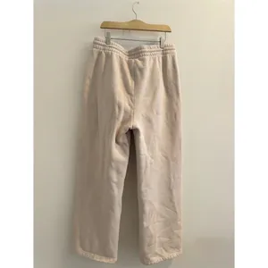 Aritzia Sweatfleece Cozy Fleece Boyfriend Wide Leg Sweatpants Beige L thumbnail 3
