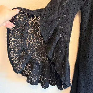JEN'S PIRATE BOOTY Free People "Bardot" black lace off shoulder mini dress Sz M thumbnail 5