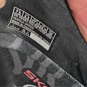 Skechers Classic Fit‎ Memory Foam Black Shoes thumbnail 7