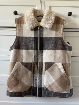 NWT Sanctuary Plush Sherpa-Collar Plaid Vest in Cream & Brown Front Zipper - S thumbnail 1