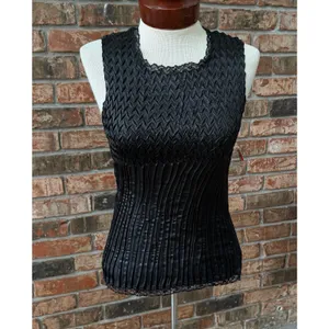 Serenade Crinkle Texture Sleeveless Top Size Small Y2K Lace Trim thumbnail 3