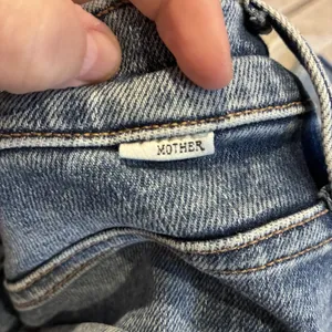 MOTHER Tomkat Ankle Fray Button Fly High Rise Jeans 30x27 Size 30 thumbnail 11