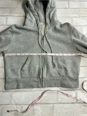 Brandy Melville John Galt Cropped Gray Zip-Up Hoodie - Women thumbnail 4