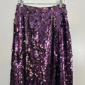 FREE PEOPLE Star Bright Sequin Midi Skirt in Lilac Size US 2 thumbnail 4