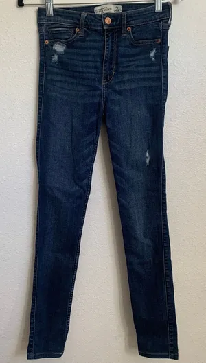 5/$25 Abercrombie & Fitch High Rise Super‎ Skinny Jeans in Medium Blue Wash thumbnail 1