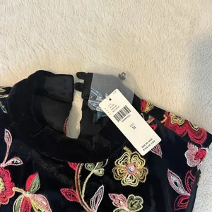 Anthropologie Eva Franco Luxe Embroidered Velvet Top thumbnail 3