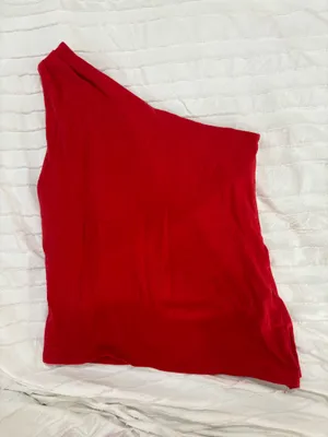 Red Hollister Top thumbnail 1