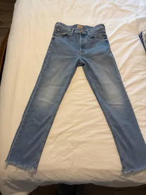 MOTHER Denim the tomcat ankle fray in color kitty corner thumbnail 3
