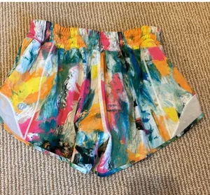Lululemon Hotty Hot Short II 2.5” thumbnail 3