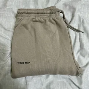 White Fox Cream Tan Baggy Sweatpants M thumbnail 6