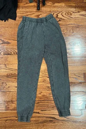 PINK joggers thumbnail 1